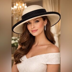 Sombrero Deborah NY Beige Chic Wide Brim Elegante Moda Lujo Trend